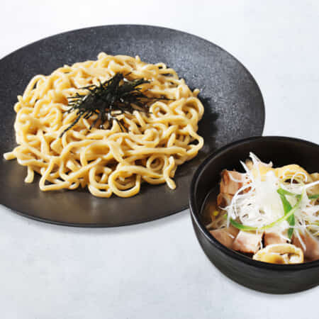 特製 背油醤油つけそば|品川でラーメンのデリバリならつきじRAMEN TO THE WORLD