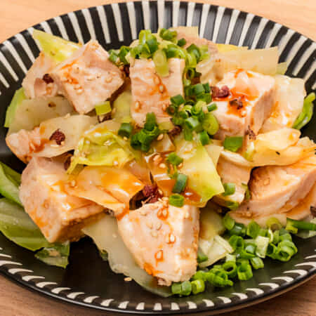 キャベチャー|品川でラーメンのデリバリならつきじRAMEN TO THE WORLD