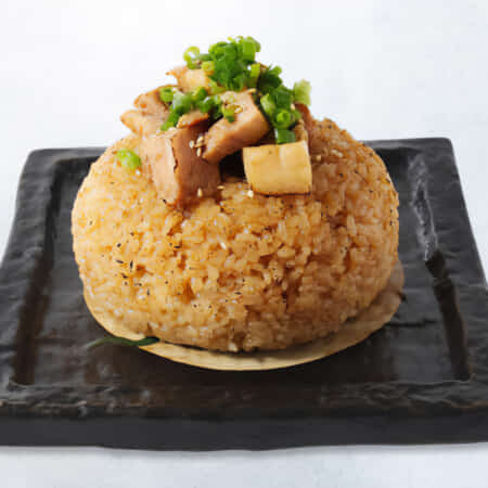 ブタめし｜品川でラーメンのデリバリならつきじRAMEN TO THE WORLD